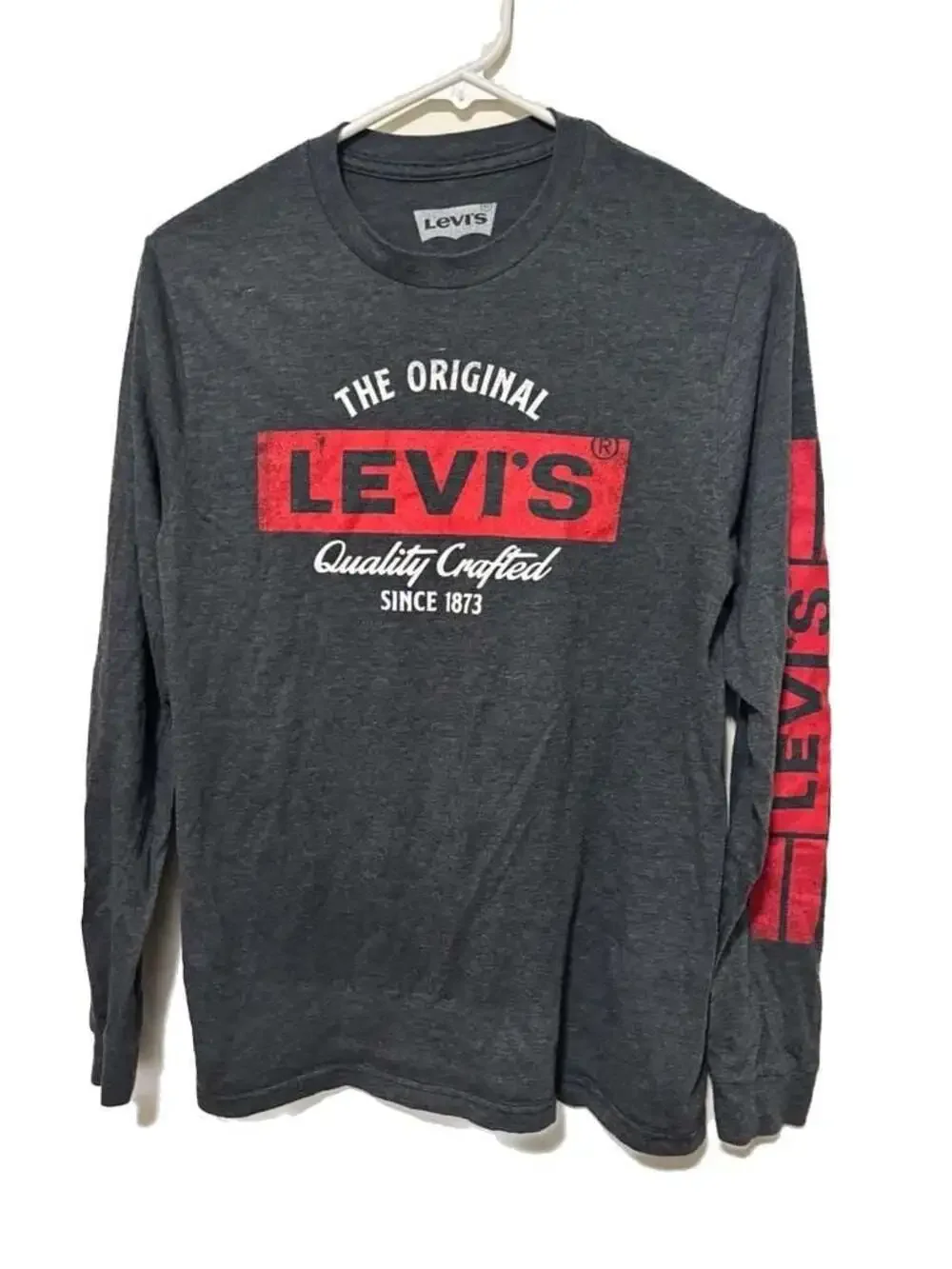 Levi's The Original Quality Crafted Since 1873 Long Sleeve Graphic T-Shirt